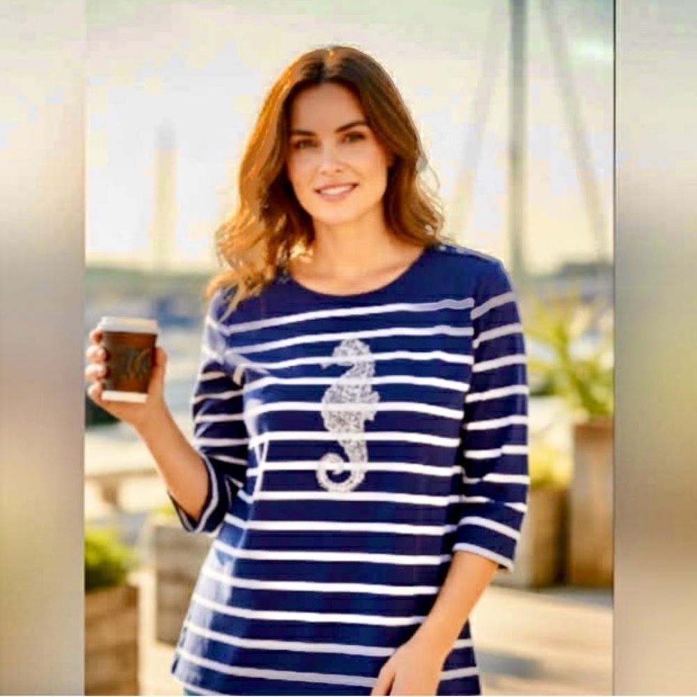 💎 Karen Scott Nautical Seahorse Crystal-like Multi-dimensional Embellished Top L